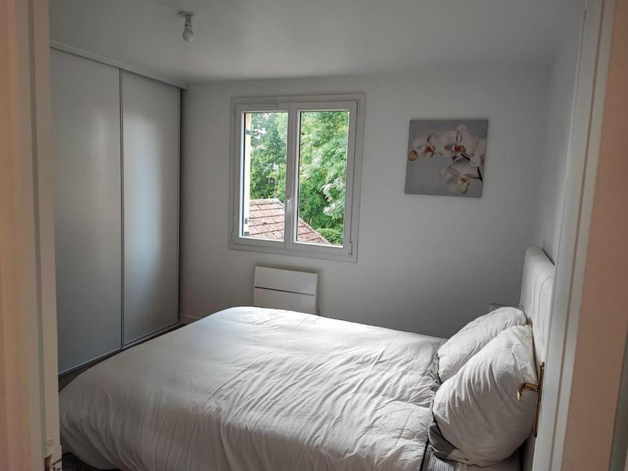 Charmant Appartement 2 Pieces Proche Disneyland Villeneuve-Saint-Denis Ngoại thất bức ảnh